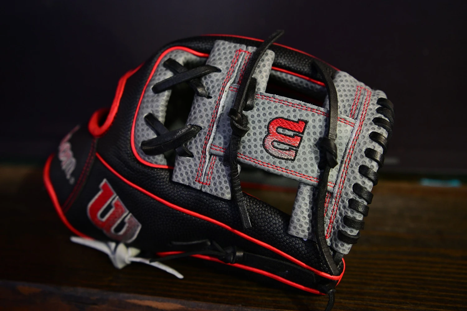 2023 Wilson A2000 1975 Spin Control 11.75" Infield Baseball Glove: WBW1009861175 - Image 2